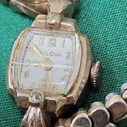Women's 10k Rolled Gold Filled  21 Jewel Bulova