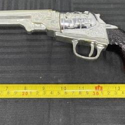 Avon Colt Revolver Wild Country After Shave with