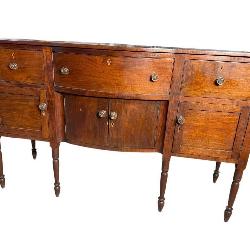 SOUTHERN 18TH CENTURY WALNUT SIDEBOARD