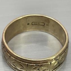 10k yellow gold etched botanical ring , 4.93g
