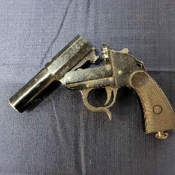 Q2 Flare gun WW2 German