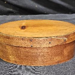 Vtg Hand Made Shaker Oval Wooden Box with Lid