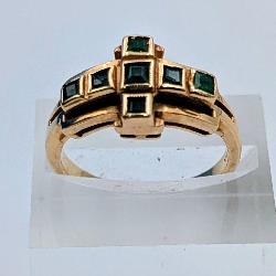 14K Gold & Emerald Ring w/7 Emeralds, 4.377 grams