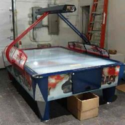 Air Hockey Table