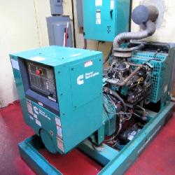 Onan 50kw Propane Generator W/switch 2010