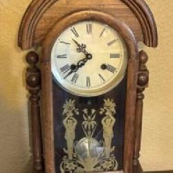 Antique Mantle Clock