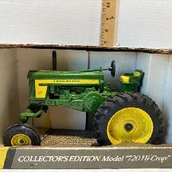 Ertl 1/16 scale John Deere 720 Hi-Crop Tractor