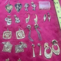 Gold tone earrings, 11 pairs