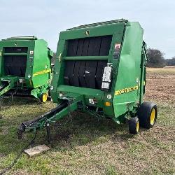 JOHN DEERE 566 ROUND BALER