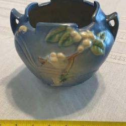 Roseville Pottery Snowberry blue bowl or vase,