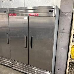 2022 Excellence Cr-43ss Self-contained 2-door Cooler