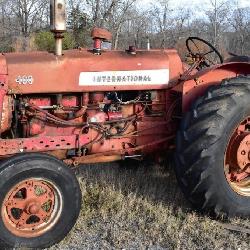 International 400 Tractor