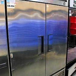 True T-49f Self Contained 2-door Freezer