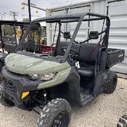 Can-am HD5 Defender. 4x4. 562 hrs. Runs and