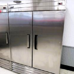 2022 Excellence Cr-43ss Self-contained 2-door Cooler