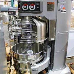 New 2026 Hobart Legacy Hl1400 40-quart Mixer W/ Bowl, Paddle, & Hook Attachment 200-240v 3ph - Minor Scratch & Dents