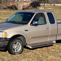1997 Ford F150 XLT extended cab pickup truck- 43k Miles