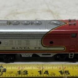 vintage Bachmann Santa Fe #307 diesel locomotive