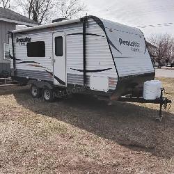 2015 Prowler Lynx Camper by HARTLAND 18FT Tandem a