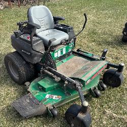 Bobcat predator pro 61 inch cutting deck gas zero turn lawnmower