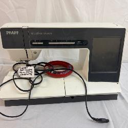 PFAFF SEWING MACHINE
