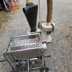 Twister T2 with trim saver vacuum