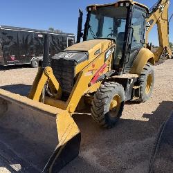 1018 2018 Caterpillar 420F2 Loader Backhoe img1