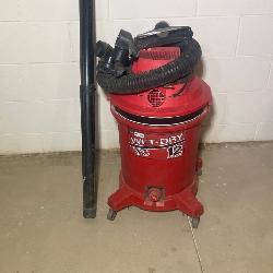 Craftsman 12-Gallon Wet-Dry Vac