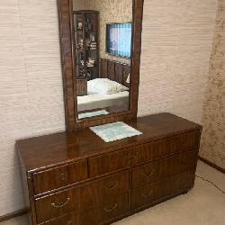 Drexel Chest of Drawers with Mirror