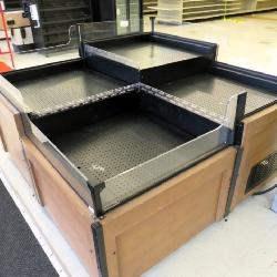 2023 6ft X 6ft Thermell Self-contained Produce Case 01rob