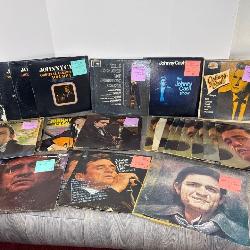 20+ VARIOUS JOHNNY CASH VINYLS/RECORDS