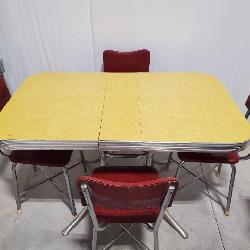 vintage 1950s-1960s mid-century table