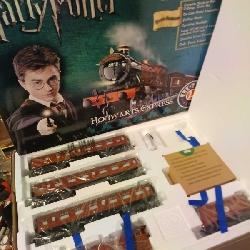 HARRY POTTER SPECIAL EDITION LIONEL TRAIN SET