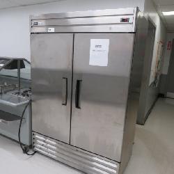 2022 Excellence Cr-43ss Self-contained 2-door Cooler