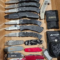 Sportsman Knife Collection