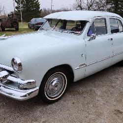 1951 FORD Custom, non-running