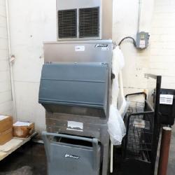 Hoshizaki F-1001 1000lb Self-contained Ice Flaker W/bin, Cart