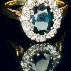 VTG 18K Gold Blue Sapphire & Genuine Diamond Ring