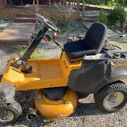 Cub Cadet RZTS Zero-turn Lawnmower