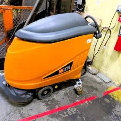 Taski Swingo 1850 Floor Machine
