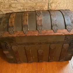 Dome top trunks
