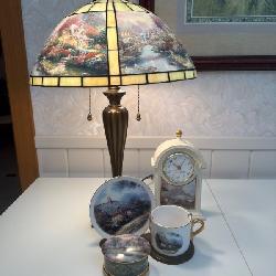 Thomas Kinkade Lighting and Collectibles Set Featuring Artwork