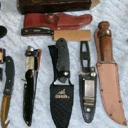 HUNTING KNIVES