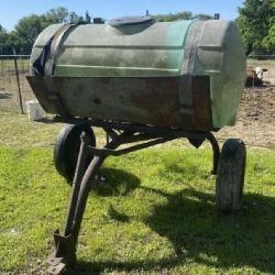 200 Gallon Water Tank on Frame with Pin Hitch