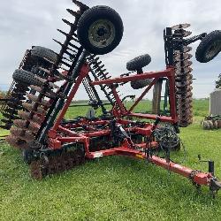 Case IH 330 True-Tandem 34’ W/ Flat Bar Rolling Basket
