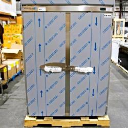 New Beverage Air Hr2hc-1s Self Contained 2-door Cooler