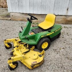 John Deere F525 mower