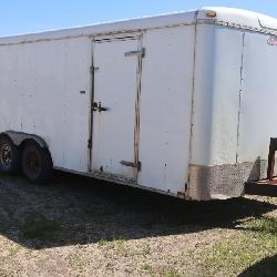 20ft enclosed trailer >