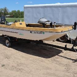 fiberglass Ebbtide fishing boat >