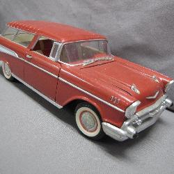 Die-Cast 1957 Chevrolet Nomad Model